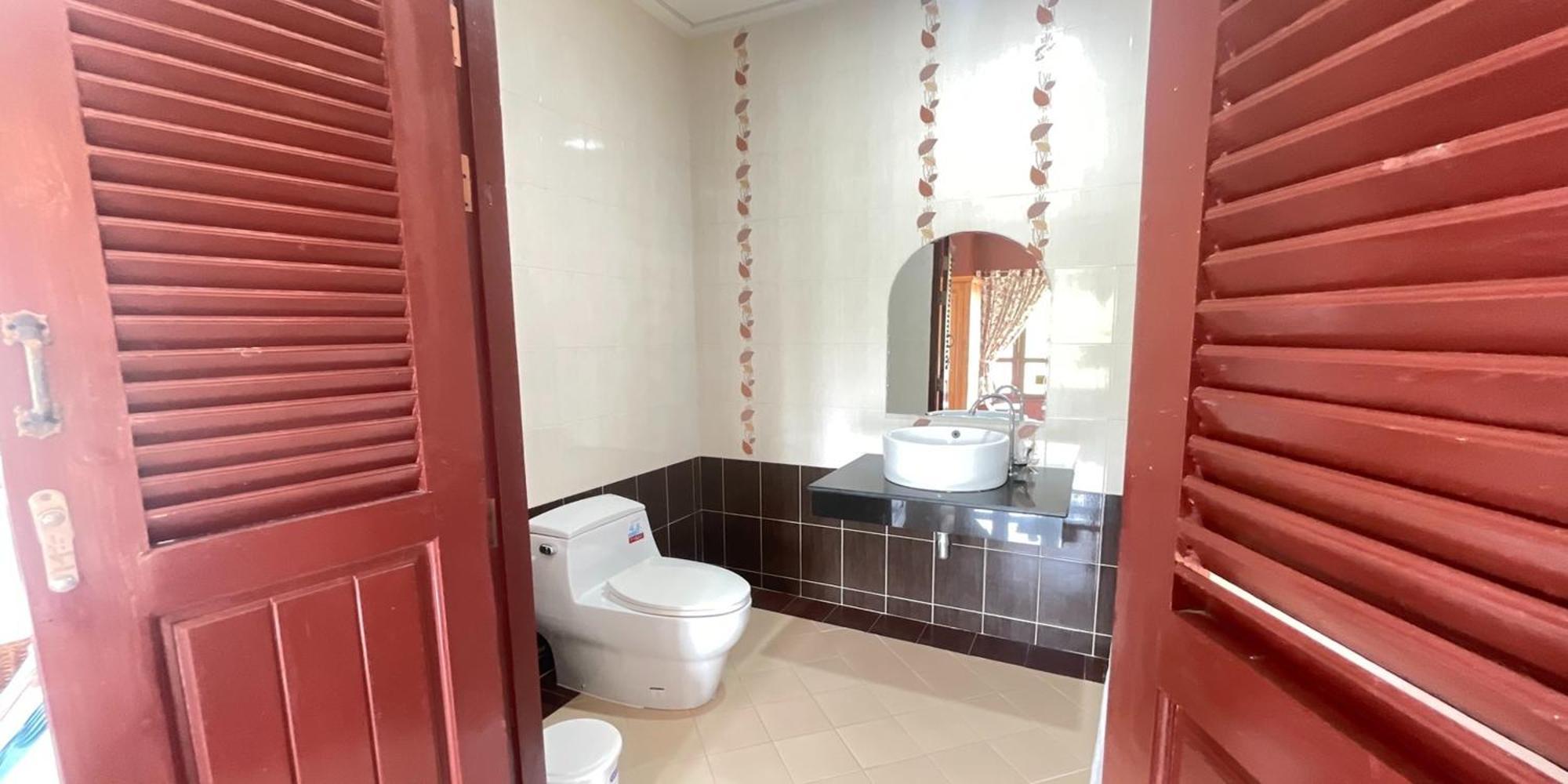 Yellow Tique Hotel Lampang Buitenkant foto