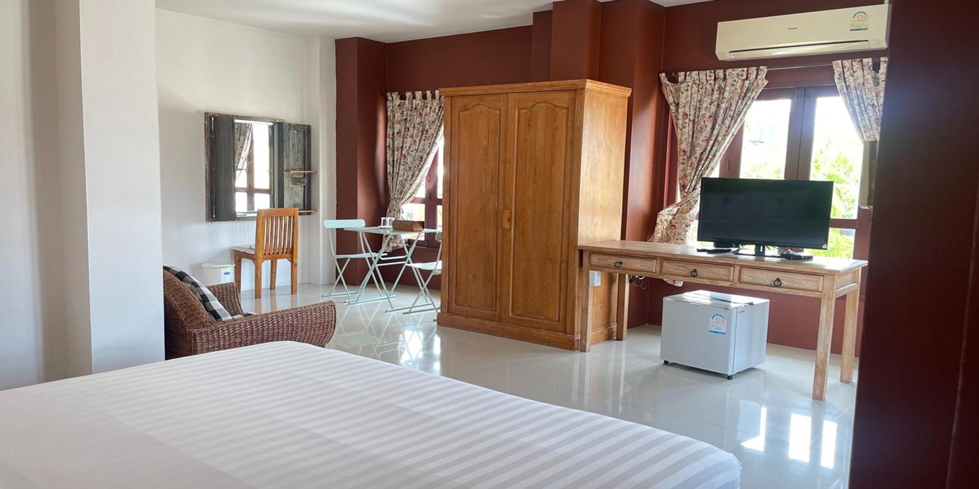 Yellow Tique Hotel Lampang Buitenkant foto